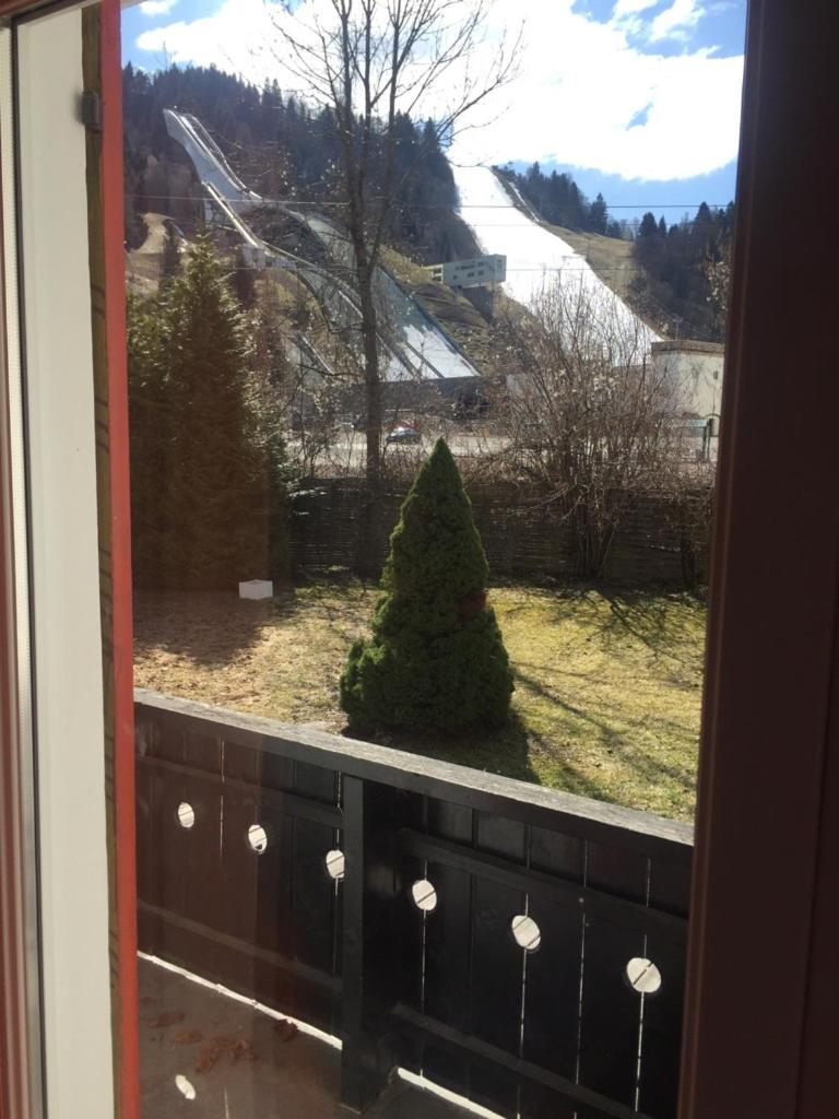 Hostel Der Athleten Garmisch-Partenkirchen Exterior photo